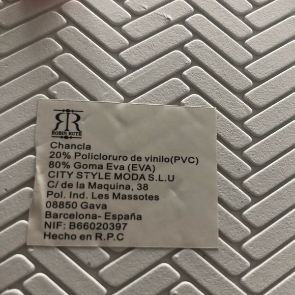 Robin Ruth | Shoes | Robin Ruth Original Flip Flops From Barcelona M ...